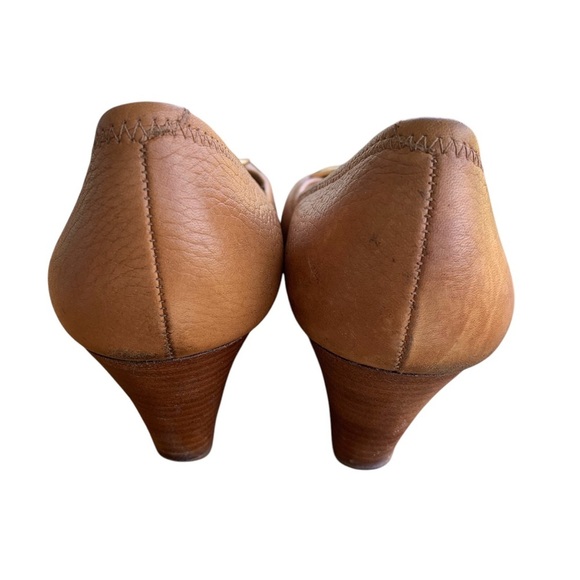 Tory Burch Women's Sally Closed Toe Wedge Pumps Women’s Size 10M - Picture 3 of 15